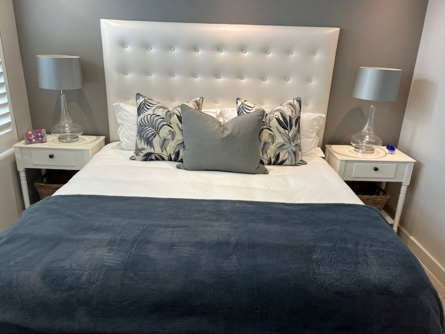 To Let 2 Bedroom Property for Rent in Sea Point Western Cape